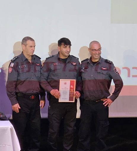 מקבלים תעודה. דוברות כב״ה בית שמש